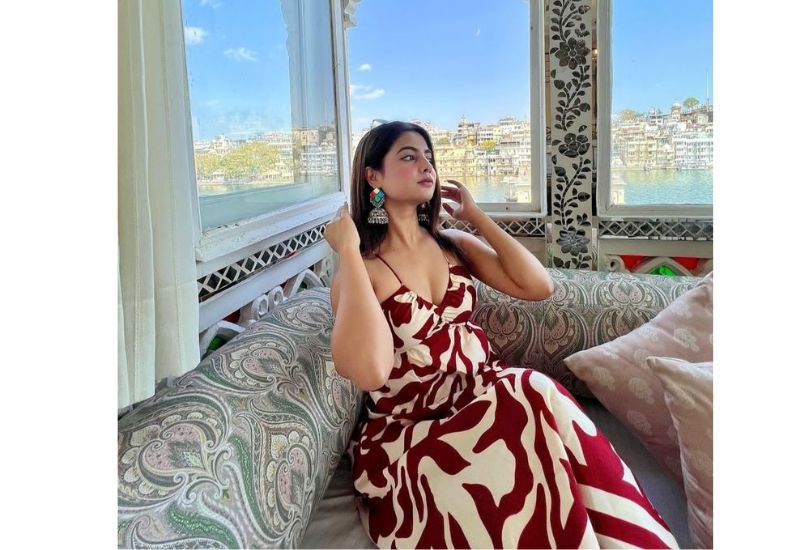 The image represents Fashion and lifestyle